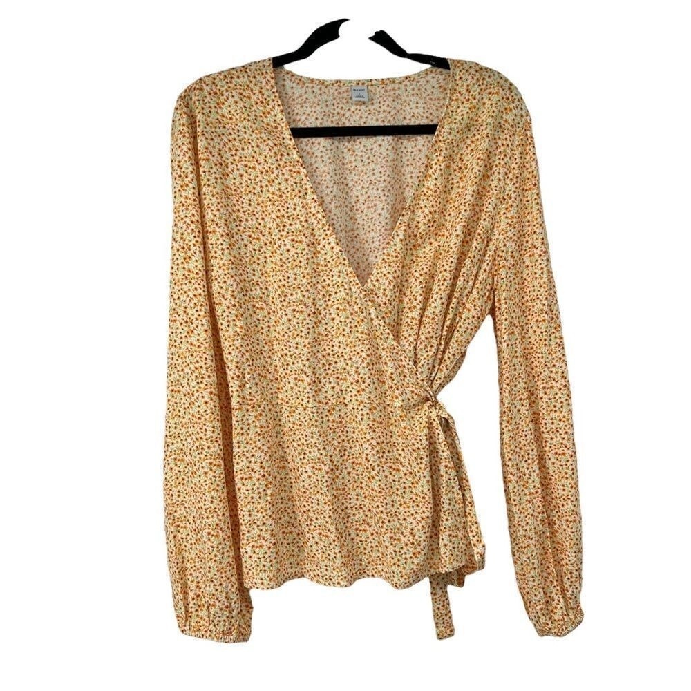 Old Navy White Marigold Floral Long Sleeve Wrap Top‎